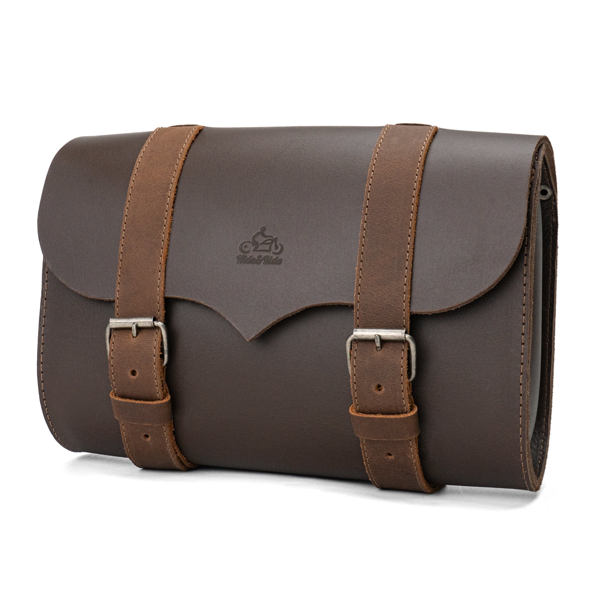 Vintage Tool Organizer for Motorcycle by Hide & Ride featuring a stylish Vintage Saddle Bag for Motorcycle made from Full Grain Leather. This durable Motorbike Case is perfect for storing travel gear and tools, showcasing Artisan craftsmanship with hand cut and sewn details, made in La Antigua Guatemala.