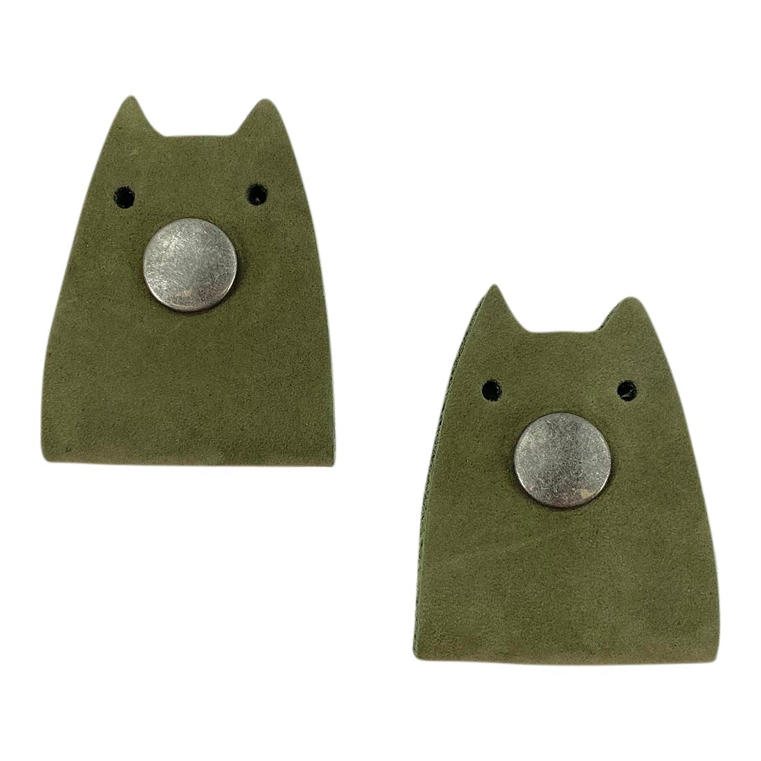 Green leather Taco Dog Cat Cord Keeper (2 Pack) displayed with cords wrapped. A stylish solution for organizing your cables, earbuds, headphones, and chargers. Handmade in La Antigua Guatemala & Oaxaca Mexico, combining artisan quality and function.