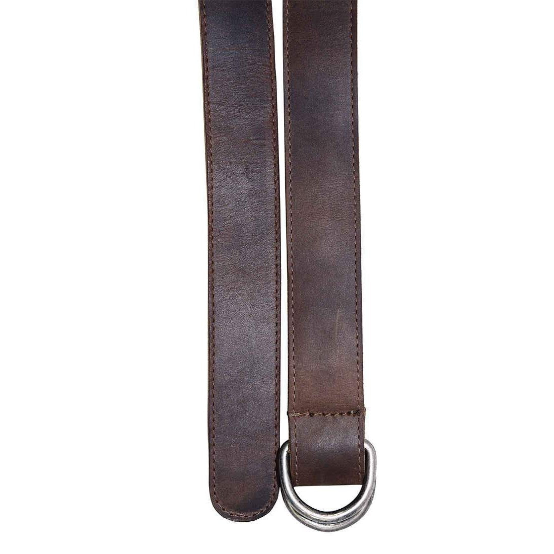 Close-up of the Hide & Drink D-Ring Leather Belt highlighting its elegant design. This 1.25 in. Wide Belt with D-Ring Buckle suits sizes 30 to 34. Crafted from Full Grain Leather, it reflects the brand's commitment to small batch production and artisan craftsmanship, handmade in La Antigua Guatemala & Oaxaca Mexico.